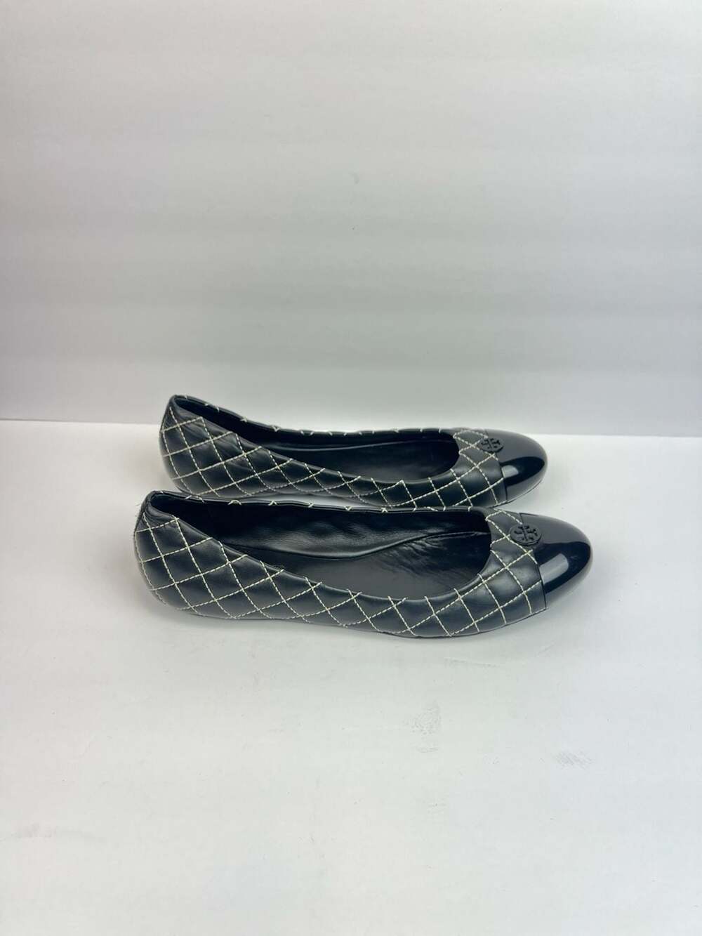 Tory Burch Kaitlin Quilted Leather Ballet Flats with Patent Cap Toe 11 M - Picture 7 of 8